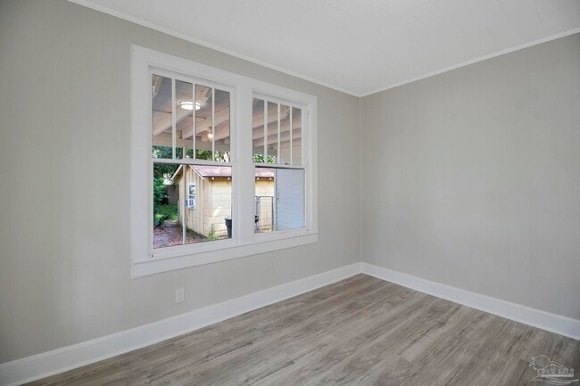 Building Photo - 1322 Wisteria Ave