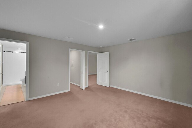 Building Photo - 3351 Liberty Square Way