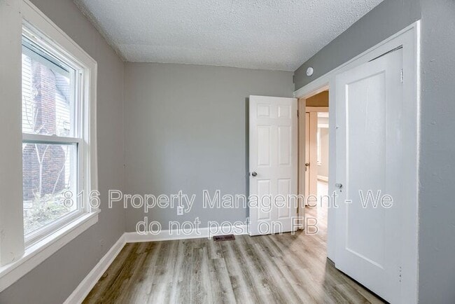 Building Photo - 5702 Euclid Ave E