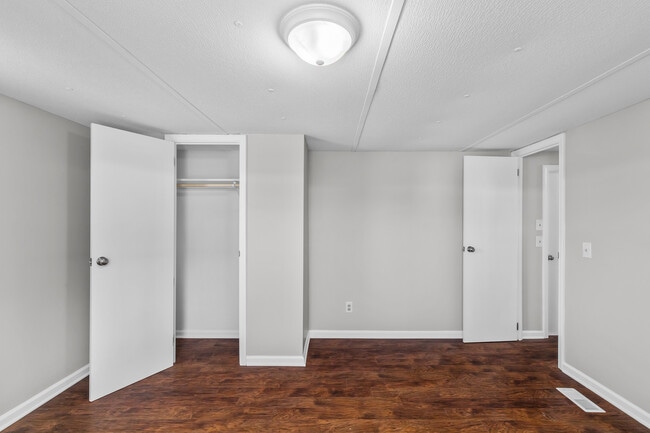 Building Photo - 107 Jodoc Dr