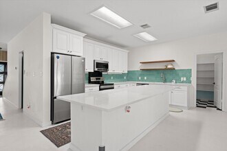 Building Photo - 8353 Steamline Cir