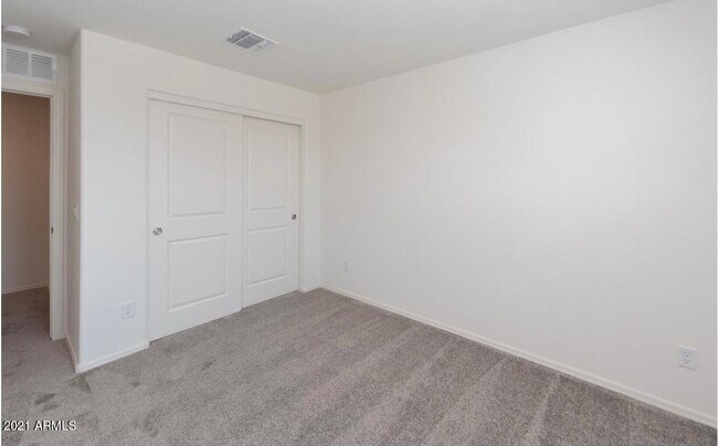 Building Photo - 7255 N 125th Dr