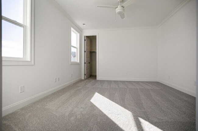 Building Photo - 3013 Long Br Cir