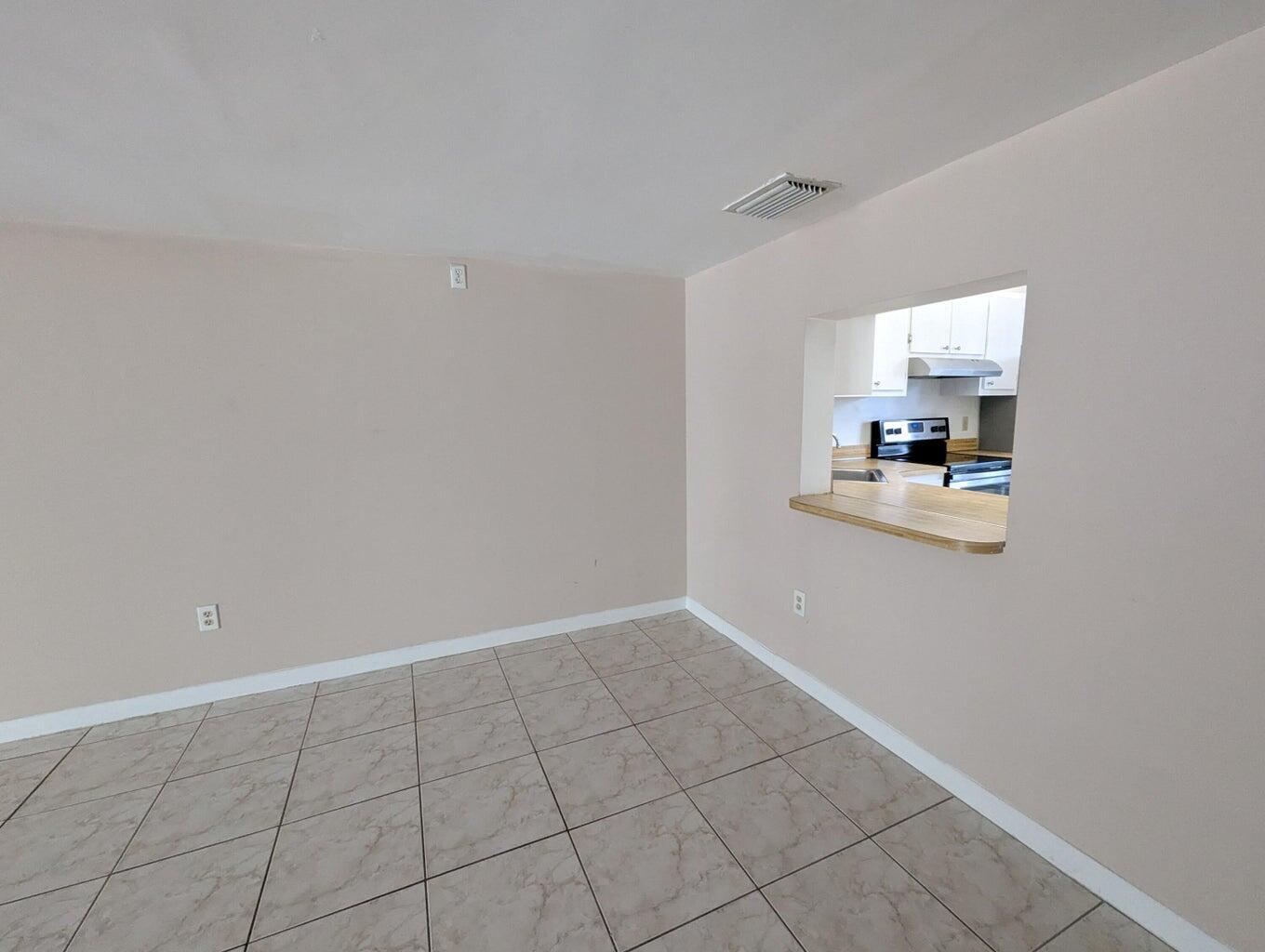 Building Photo - 5112 Society Pl W