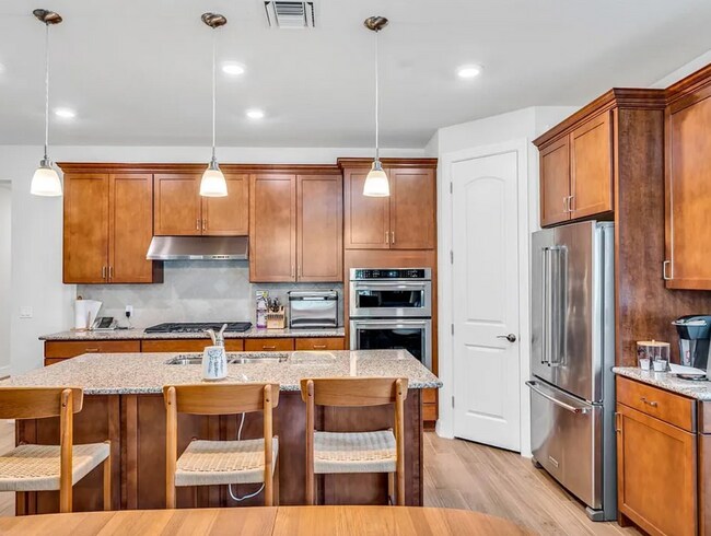 Building Photo - Beautiful home on a corner lot.