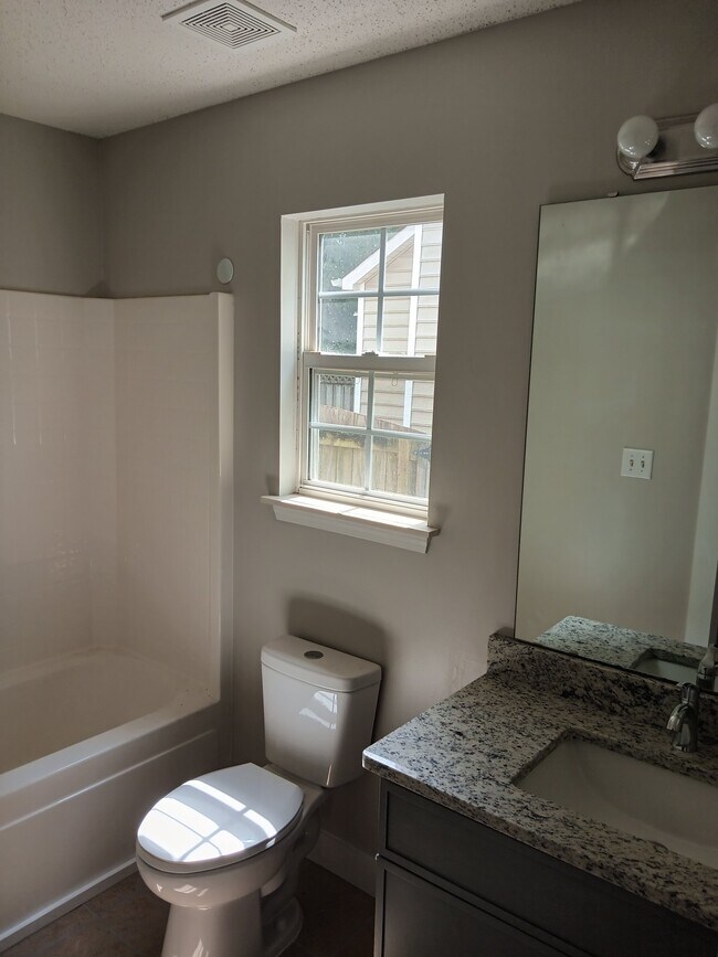 Building Photo - 12150 Brownestone View Dr