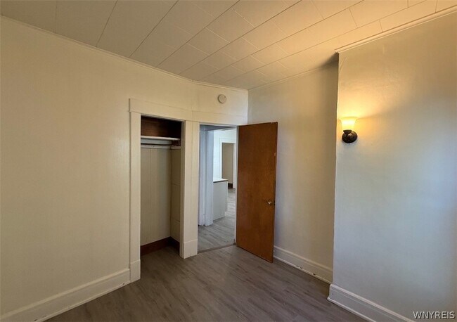 Building Photo - 22 Remoleno St