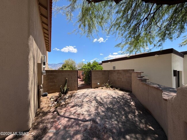 Building Photo - 11384 N Sawtooth Rd