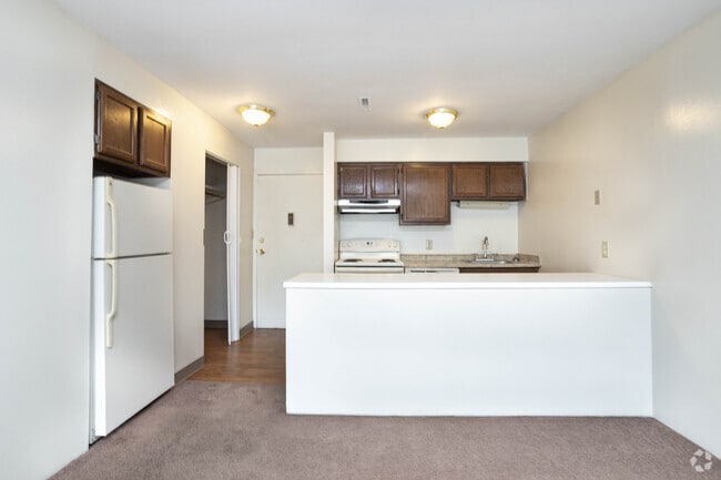 Interior Photo - Greenwich Manor Apartments