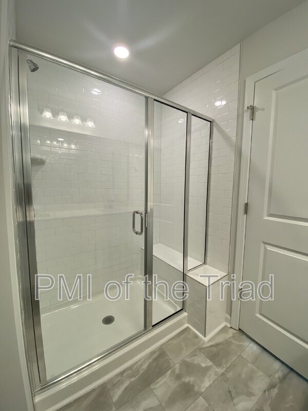 Building Photo - 4006 Beckton Trl