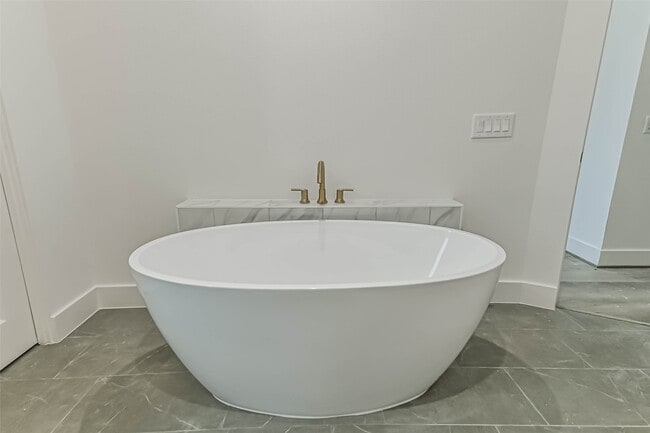 Building Photo - 7709 Earl Rudder Wy