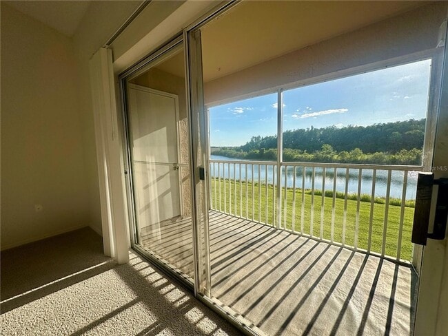 Building Photo - 13348 Fairway Glen Dr