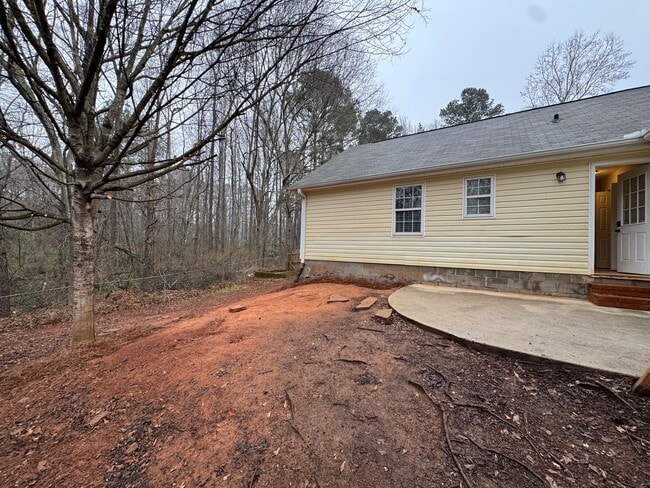 Building Photo - East Athens 3br House - FOR RENT