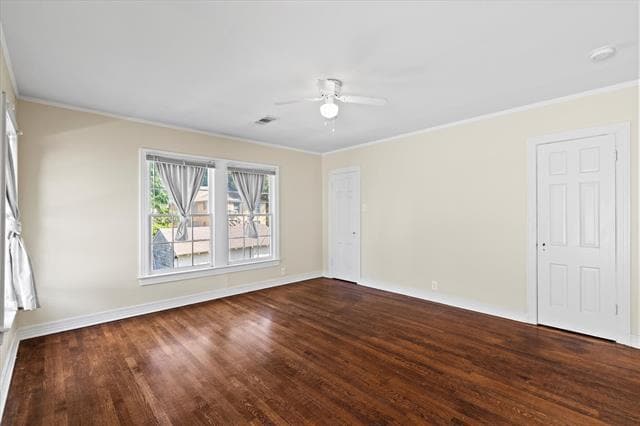 Building Photo - 5927 Lewis St