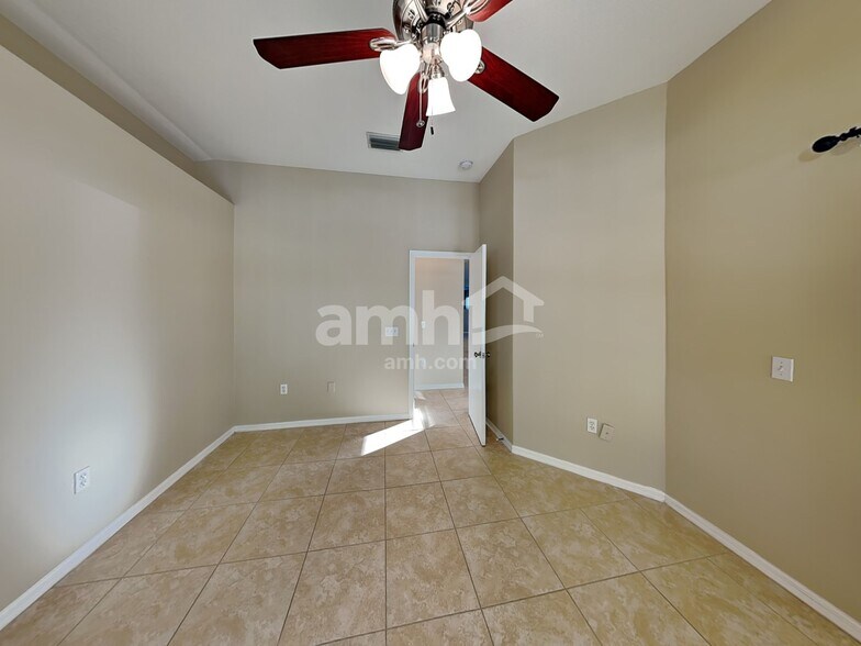 Building Photo - 12061 Winding Woods Way