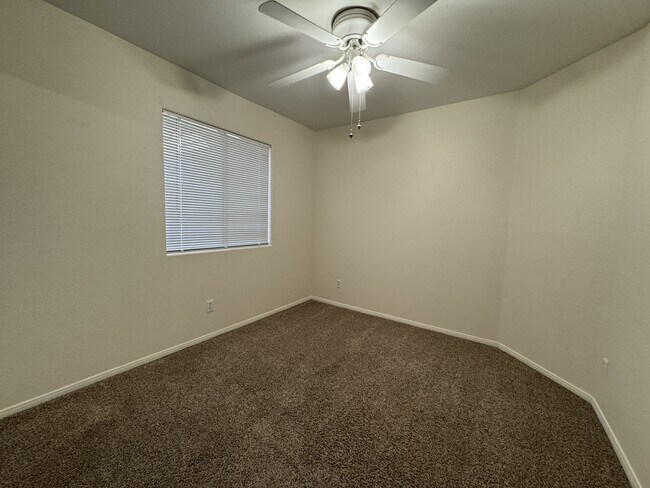 Building Photo - 830 Coastal Beach Rd