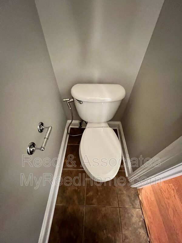 Building Photo - 137 W Porter Run Dr