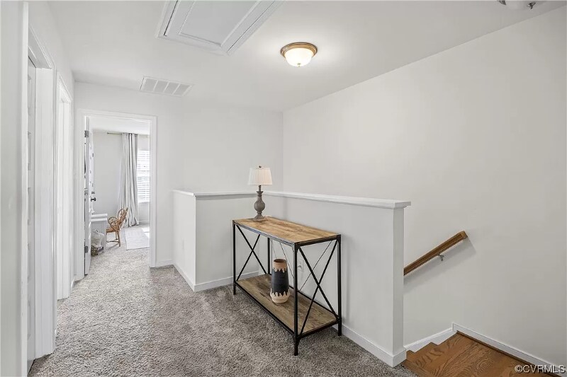 Building Photo - 227 Hanging Fern Alley