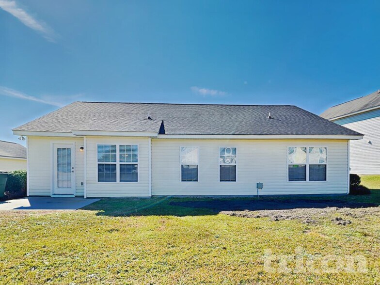 Building Photo - 455 Hunters Crossing Dr