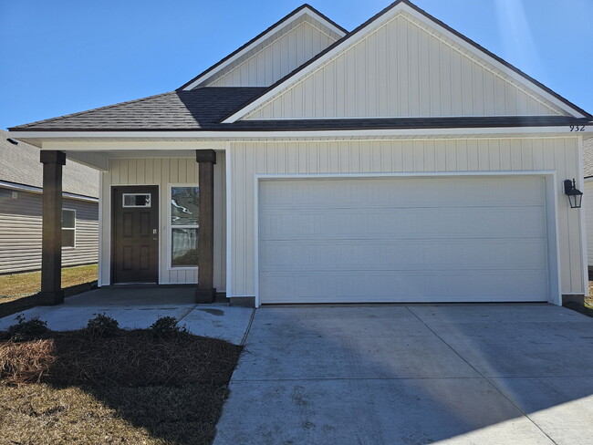 Building Photo - "New Construction 4-Bed Gem on Renova Driv...