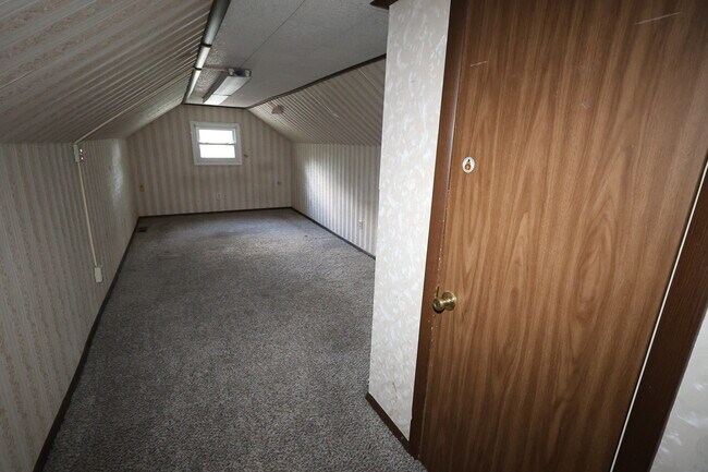 Building Photo - 2908 Pleasant Plain Ave