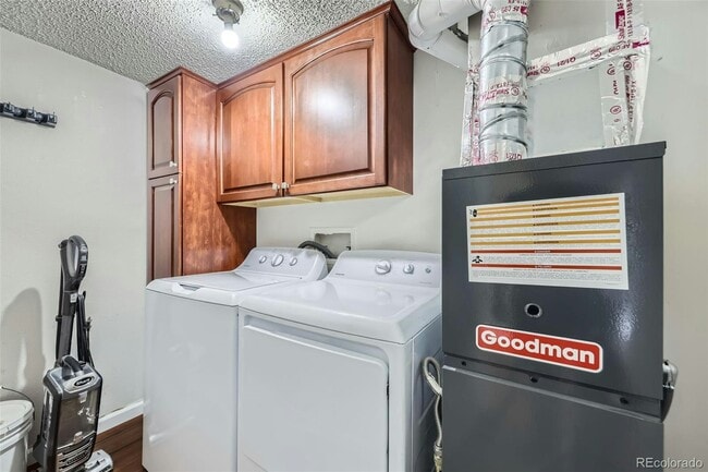 Building Photo - 608 Pheasant View Dr