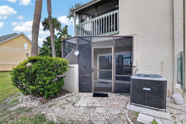 Building Photo - 1028 Apollo Beach Blvd