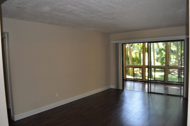 Building Photo - Fairways 1st floor condo available