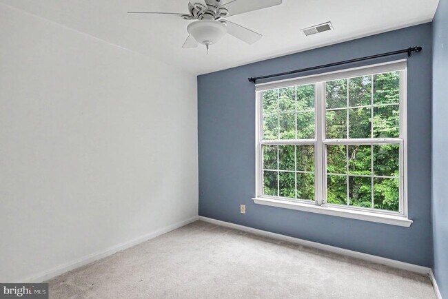 Building Photo - 4872 Ebb Tide Ct