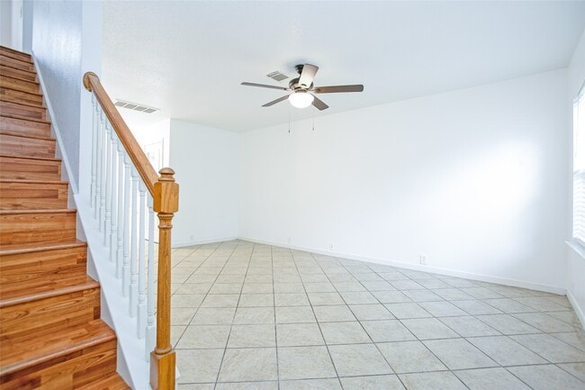 Building Photo - 17627 S Summit Canyon Dr