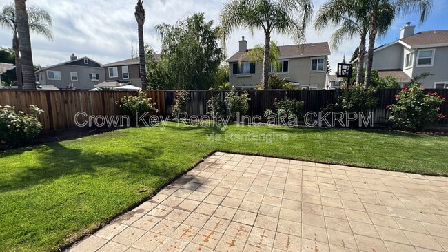 Building Photo - 1140 Dominique Dr