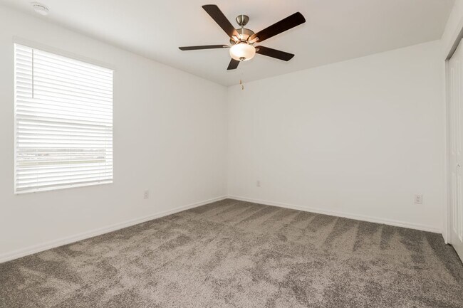 Building Photo - 13307 Sunset Sapphire Ct