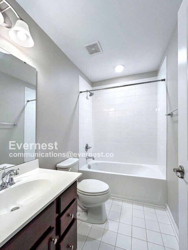 Building Photo - 2547 Norman Isle Dr