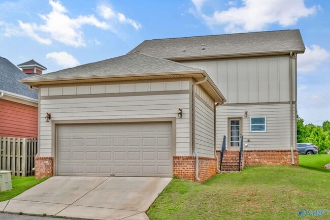 Building Photo - 6410 Midtowne Ln NW