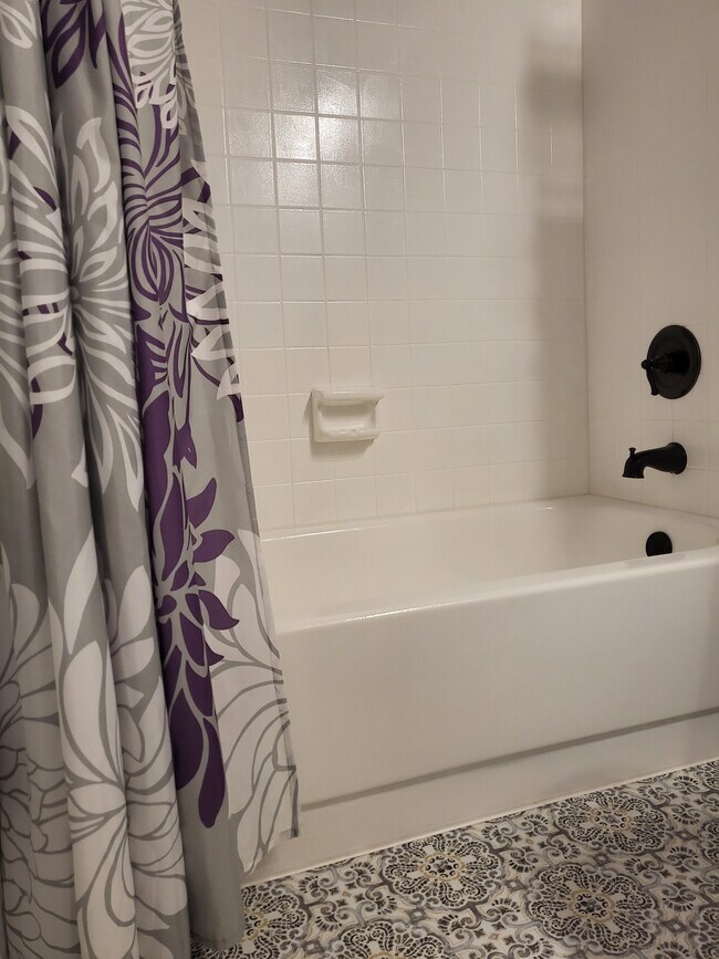 Building Photo - 104 Windsor Ct