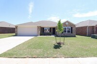 Building Photo - Recently Built Home with Pond View! 4 Bed 2 Bath Broken Arrow