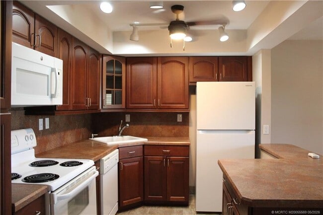 Building Photo - 2600 S Kanner Hwy