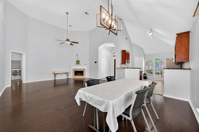 Building Photo - 13012 Balsam Breeze Ln