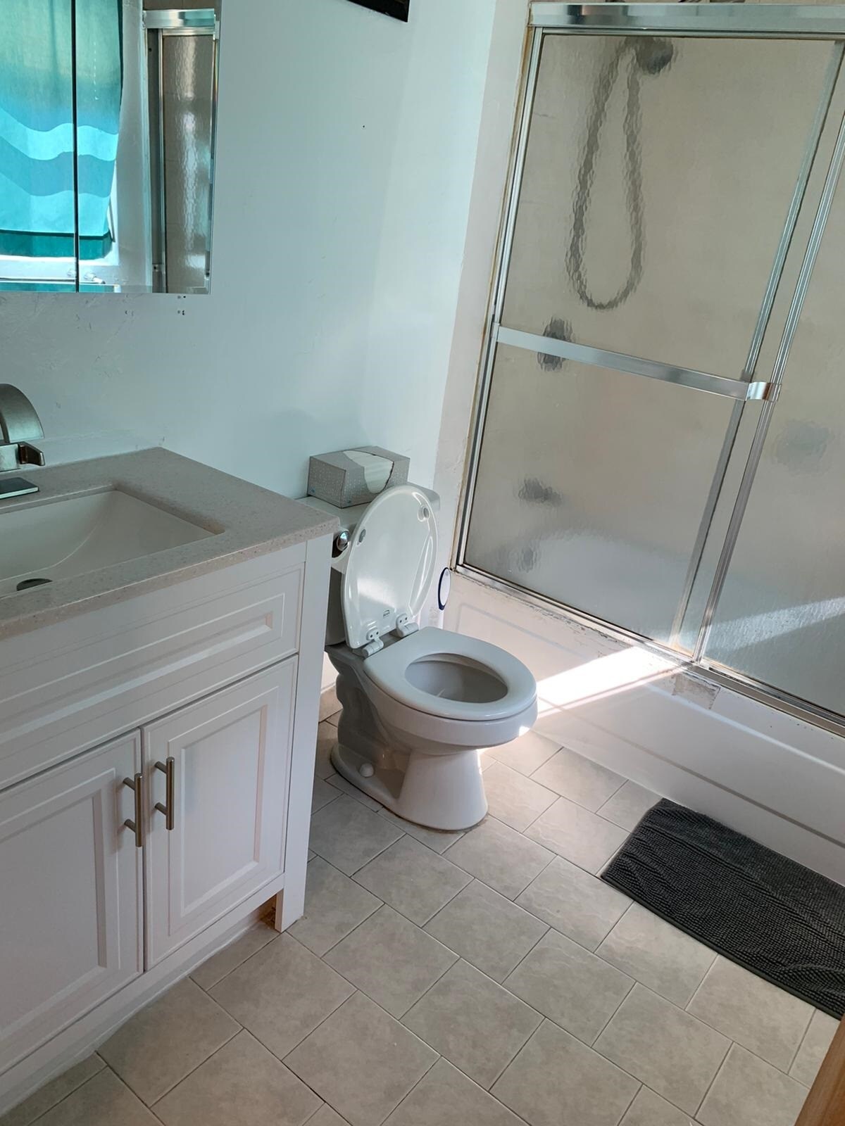 Bathroom - 30 Murdock St