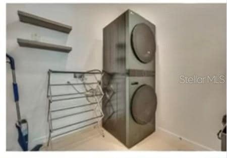 Building Photo - 6952 Church Lk St