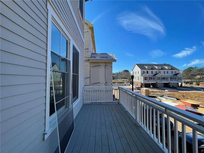 Building Photo - 892 Mayfield Rd