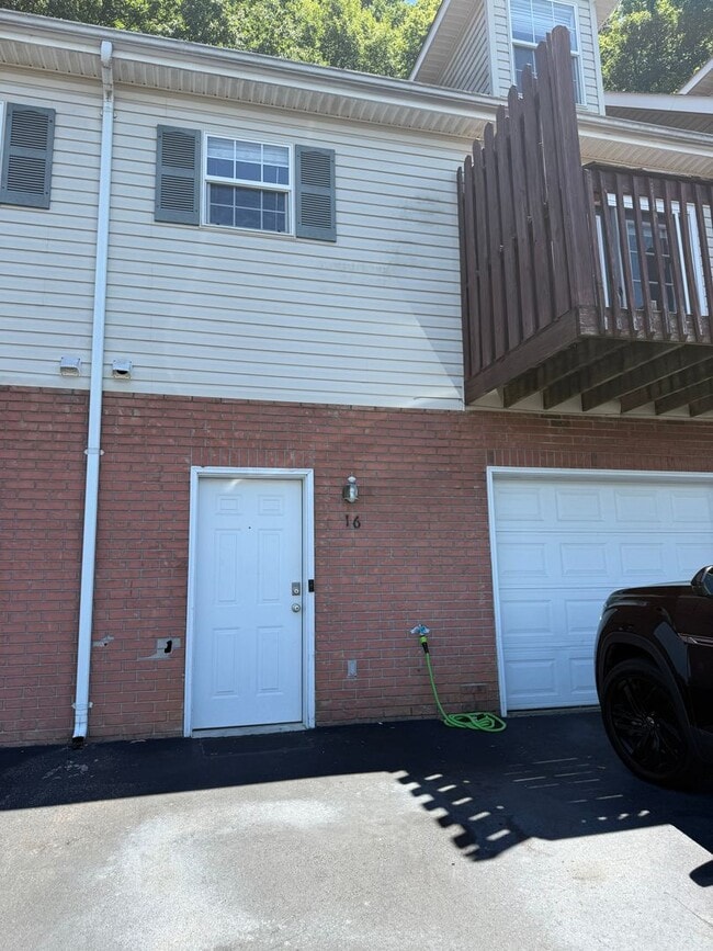 Building Photo - 308 Car-Mol Dr