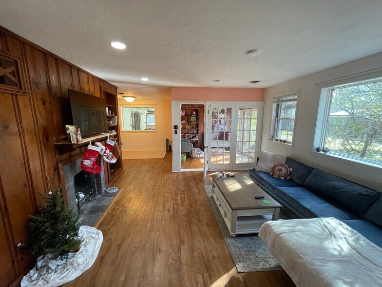 5th bedroom designed as a second living room - 2031 NW 8th Pl
