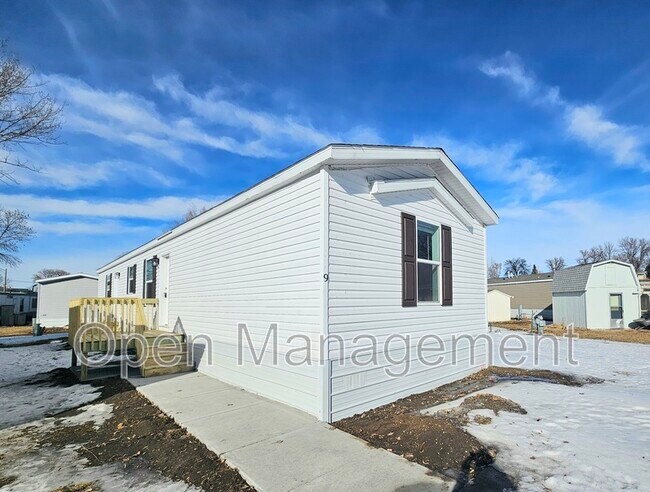 Building Photo - 725 S 12th St