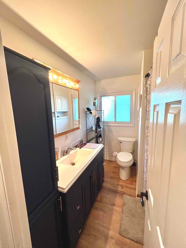 Building Photo - 5921 Harvest Ln