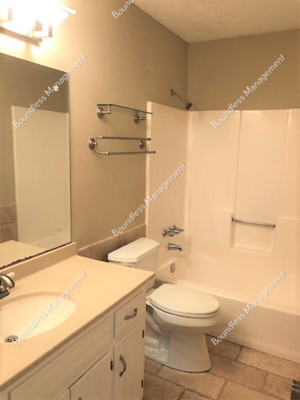 Building Photo - 1066 Redan Trail Ct