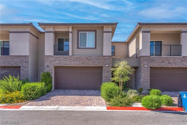 Building Photo - 3302 Viola Hls Ave