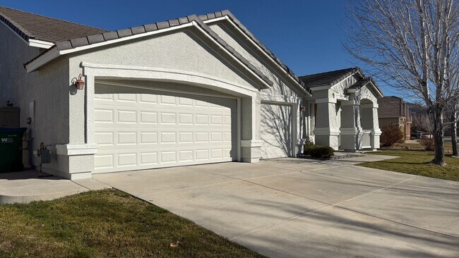 Building Photo - 1635 Murrieta Ct