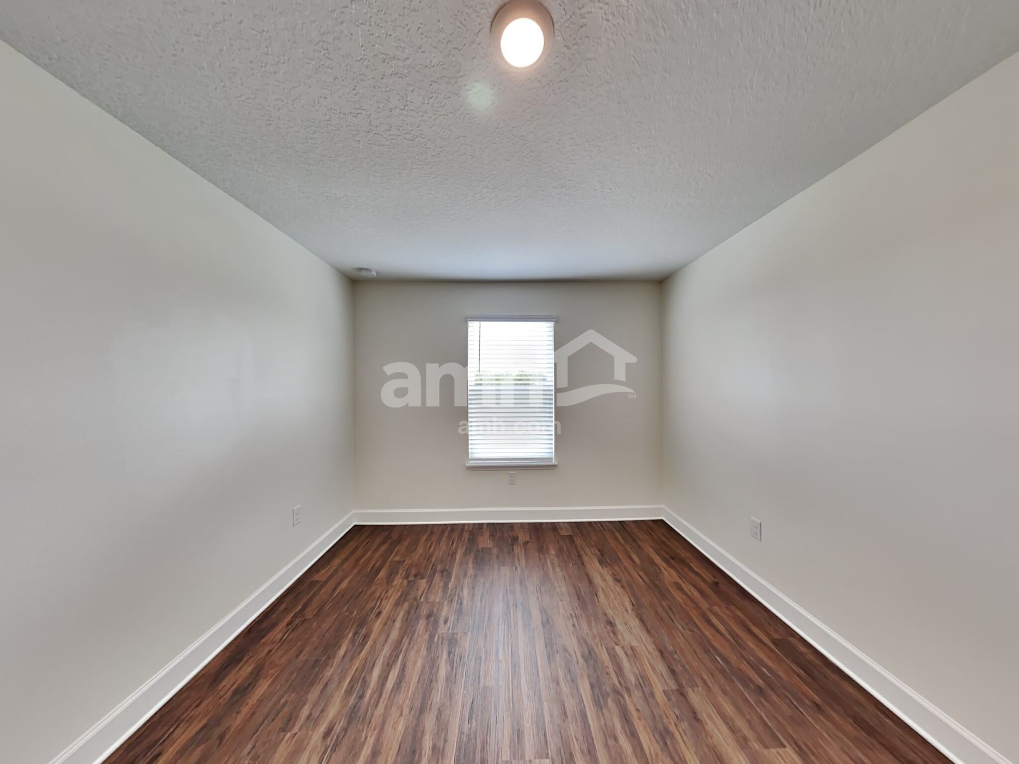 Building Photo - 1115 Walden Pond Dr