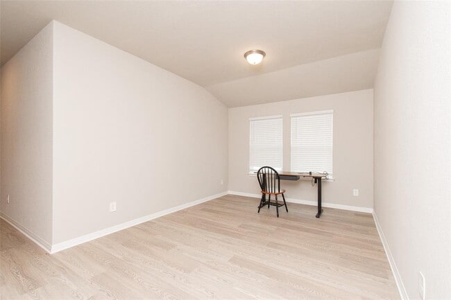 Building Photo - 17108 Lomond Wy